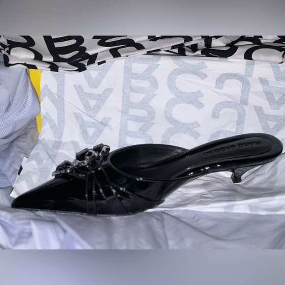 Authentic! Marc jacobs THE EMMA
KITTEN HEEL - Picture 2 of 4
